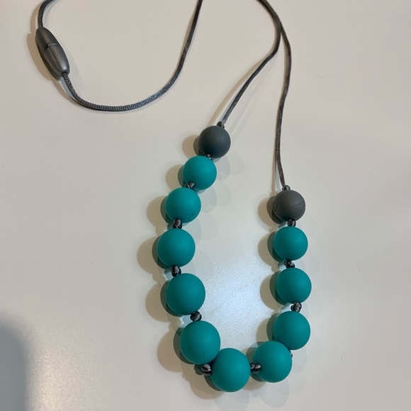 Baby Teething Necklace - Picture 1 of 5